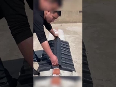 Instalación de tejas de plástico tradicionales chinas para paredes de jardín