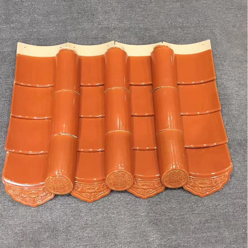 Los azulejos del techo vidriados de estilo tradicional chino cuerpo blanco en color amarillo para el proyecto de construcción