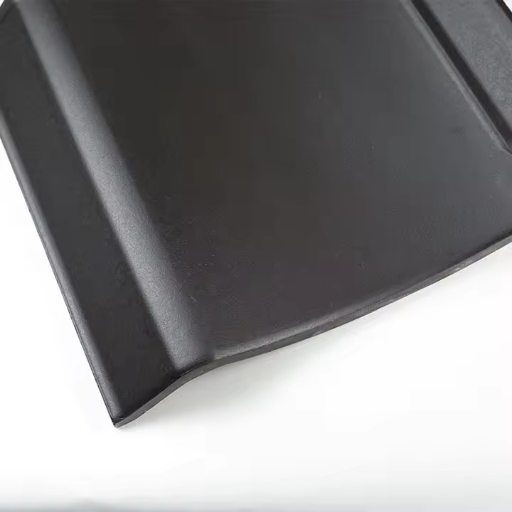 Techo de estilo japonés duradero y clásico con tejas cerámicas de techo de tejas de tejas de tejas cerámicas 310*310mm impermeables resistentes al calor
