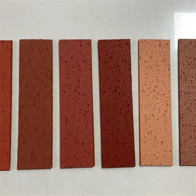 Tejas de pared de arcilla flexible Soluciones de diseño versátiles Varios tamaños Tonos terrosos perfectos para paredes curvas