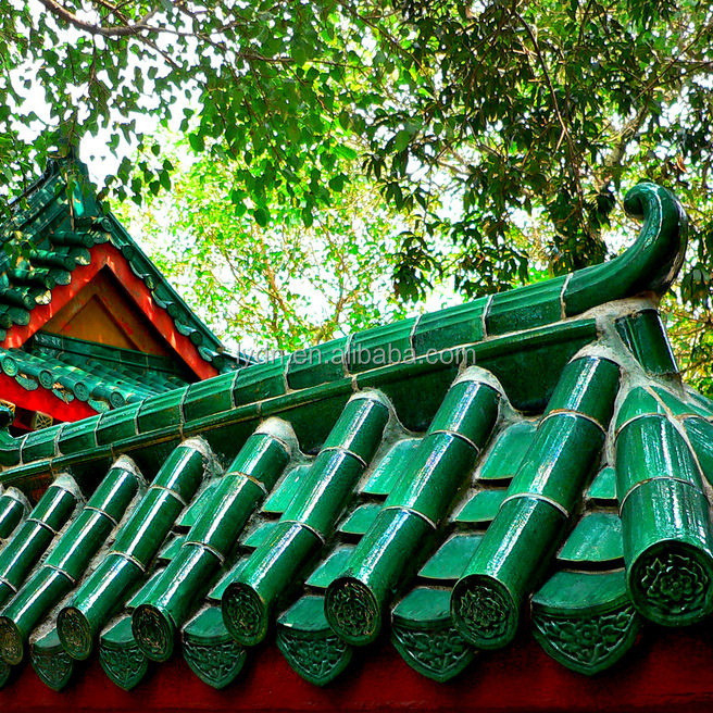 Tejas de estilo asiático de color verde oscuro perfectas para materiales de construcción antiguos en edificios de jardín