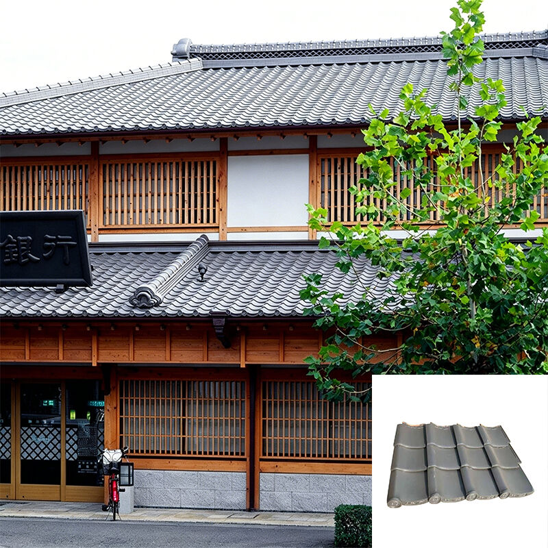 Teja de cerámica japonesa acabado esmaltado gris ahumado tradicional, tejas de tejado Kawara japonesas auténticas a la izquierda del hastial