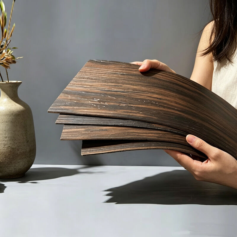Fuera de cerámica imite la madera que la pared flexible superficial teja el material decorativo constructivo
